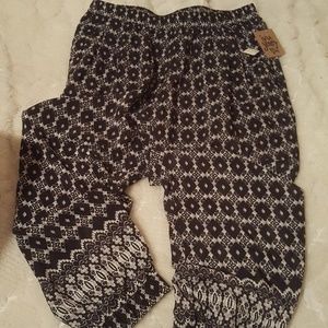 Ivy Jane black border harem pants